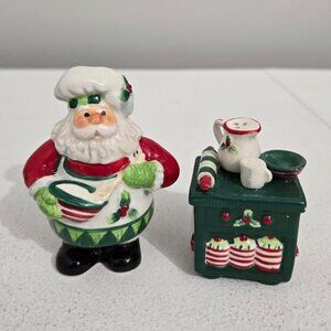 2005 Fitz and Floyd Santas Kitchen Salt Pepper Shaker Set Cook Novelty Christmas